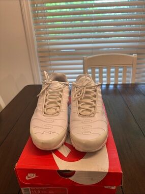 Nike Air Max 97 Cream/White Retro Runner leather